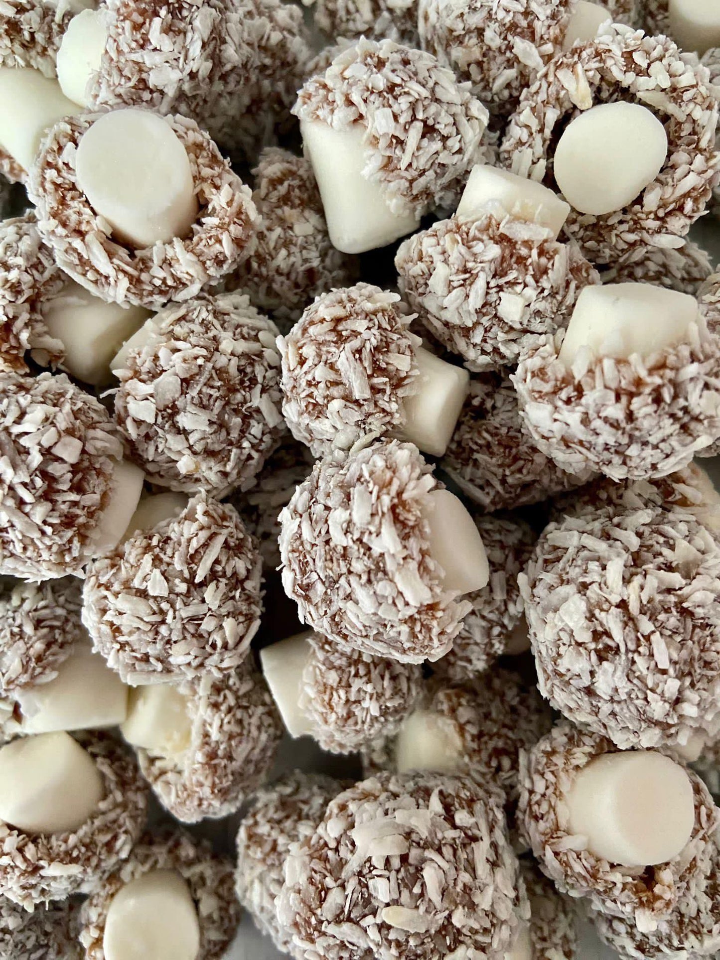 Coconut Mushrooms 500g–1kg | Retro Pick N Mix Sweets